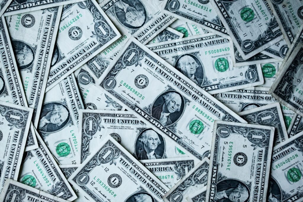Top Travel Hacks to Save Money on Your Next Trip