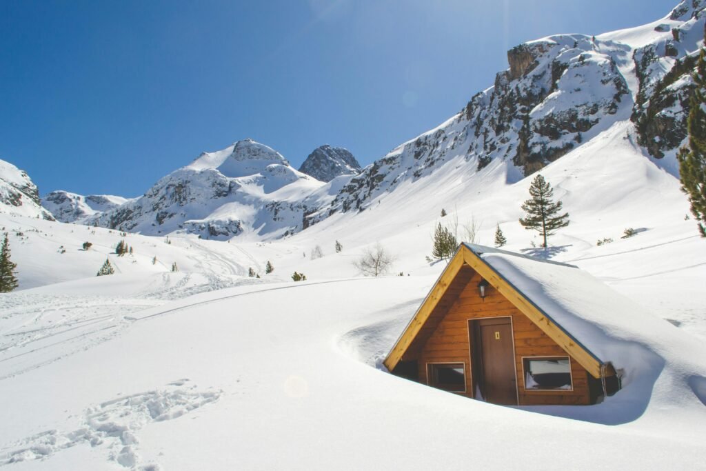Best Winter Vacation Spots for Snow Lovers to Explore