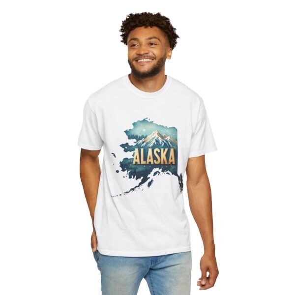 Alaska Vintage T-Shirt | Unisex Garment-Dyed Tee, Men's and Women's Wear, Travel Souvenir, Nature Lovers, Gift for Adventure Seekers