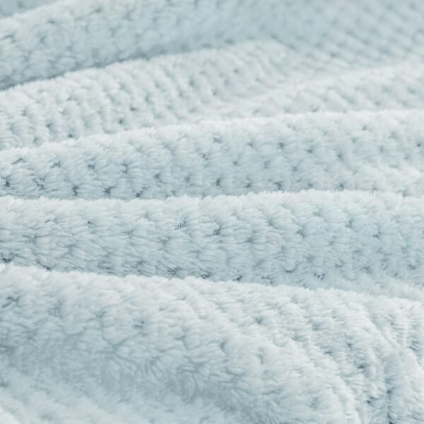 BEDELITE Travel Blanket and Pillow Set 2-in-1, Ult... - Image 6
