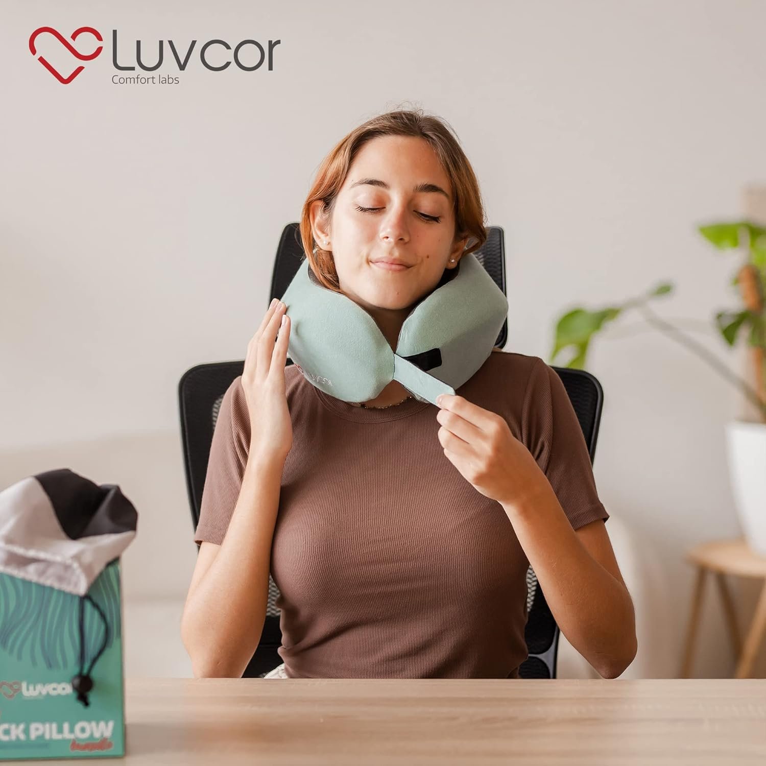 Premium Quality Memory Foam Travel Neck Pillow Bun... - Image 6